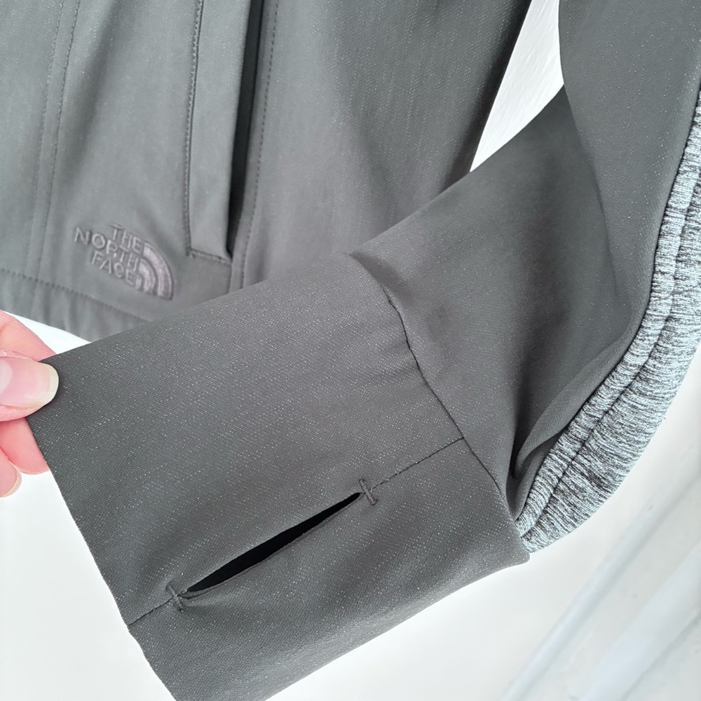 The North Face Women's Gray Jacket - Picture 2 of 8